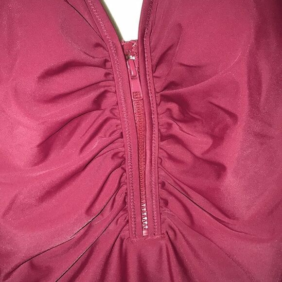 Sun and Sea one piece swimsuit size 18 New with Tags - Picture 3 of 7